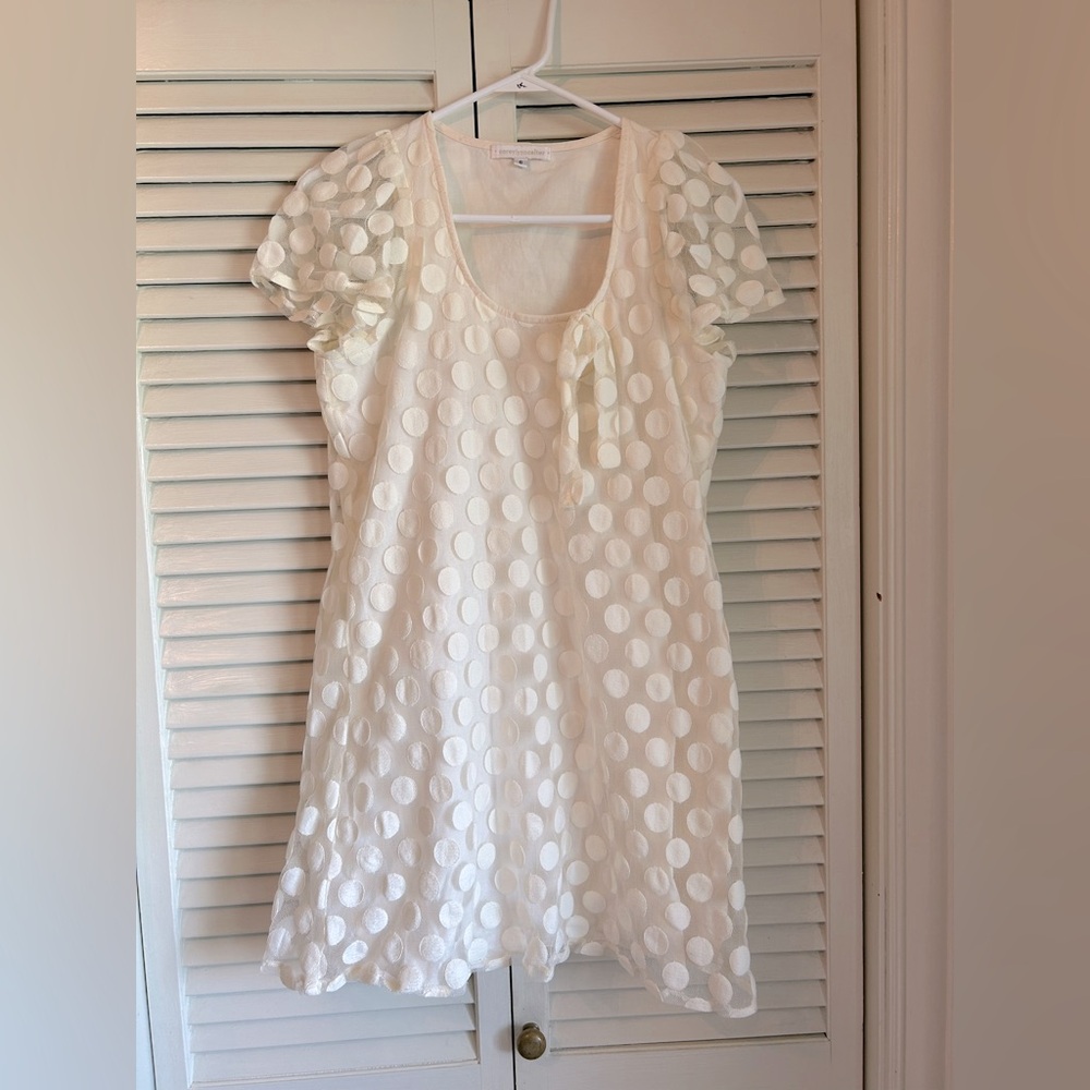 Cory Lynn Carter Anthropologie Ivory Lacy Shift Flutter Sleeve Dress Sz 6